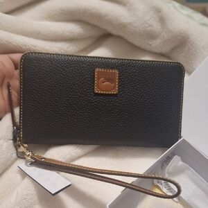 Dooney & Bourke Black Textured Wristlet